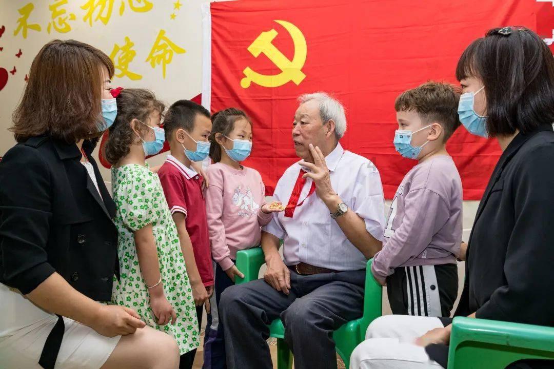 我的房父亲和后妈不允许卖怎么办？